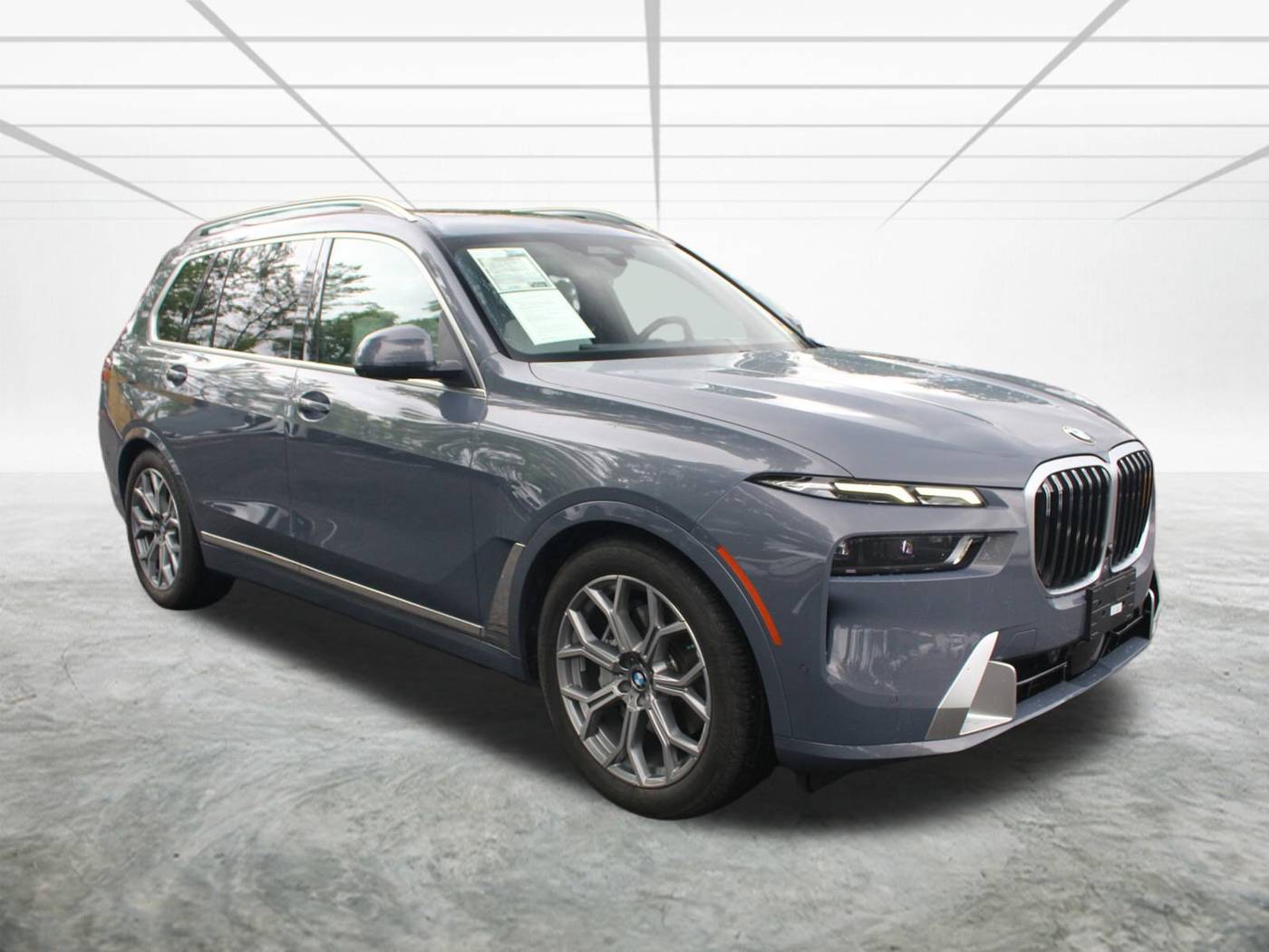 2025 BMW X7 40i — SUV — 8,369 mi — Alexandria, VA