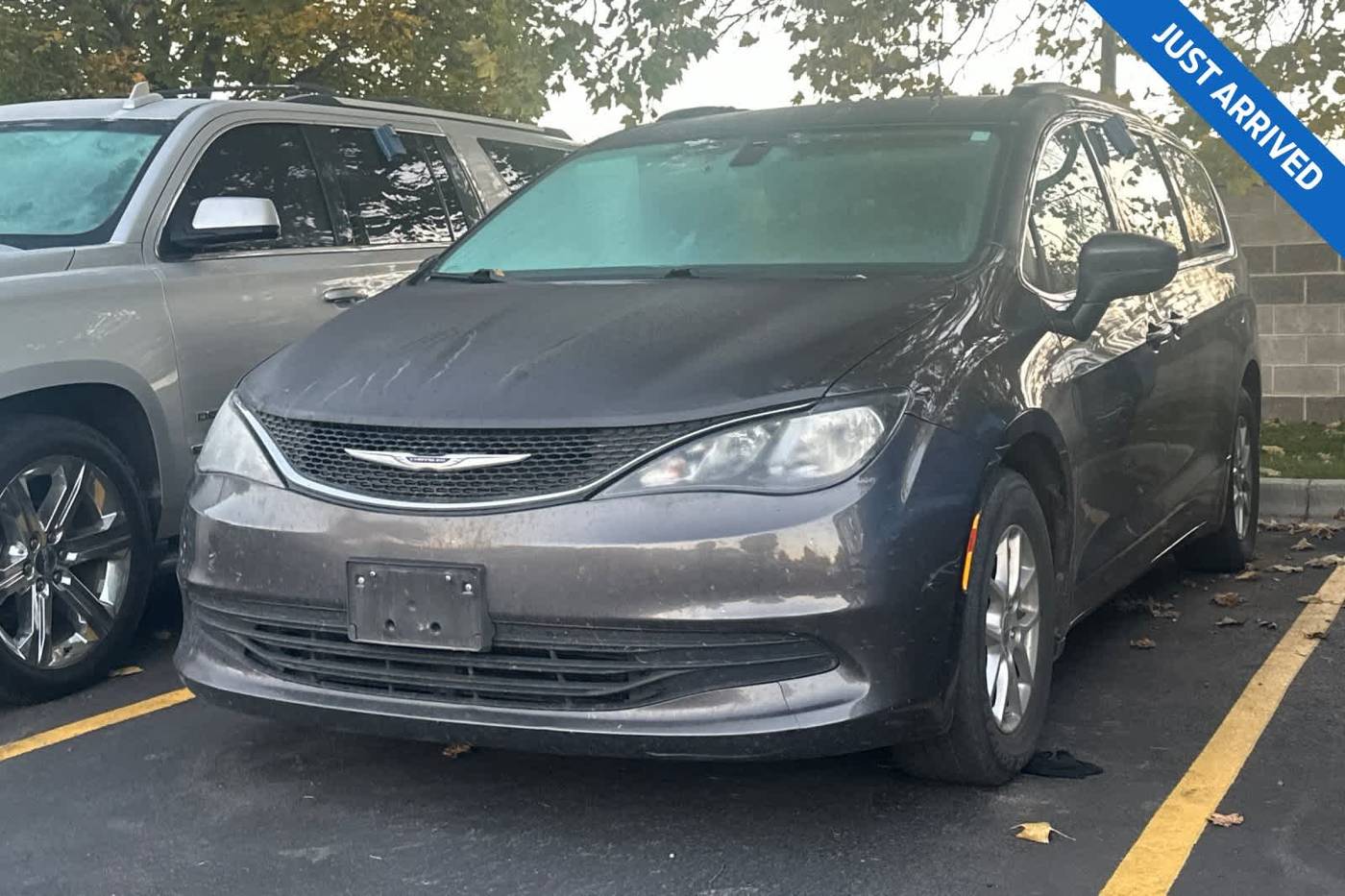 2020 Chrysler Voyager LXI — Minivan — 120,127 mi — Boise, ID