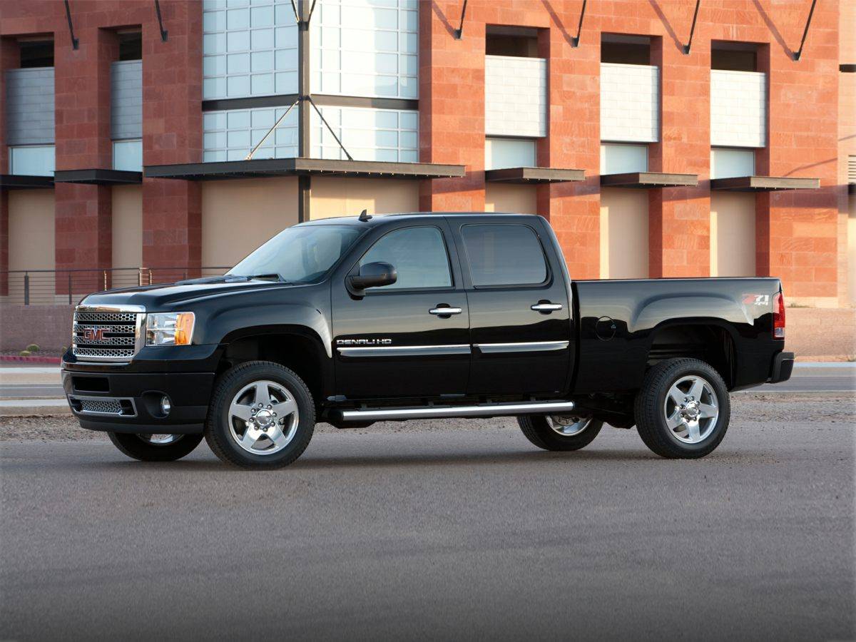 2013 GMC Sierra 2500HD Denali — Pickup Truck — 116,500 mi — Plano, TX