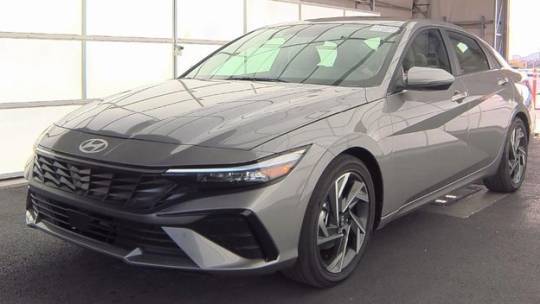 2024 Hyundai Elantra Hybrid Limited — Sedan — 3,754 mi — Plano, TX