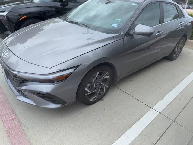2024 Hyundai Elantra Limited — Sedan — 24,752 mi — Plano, TX