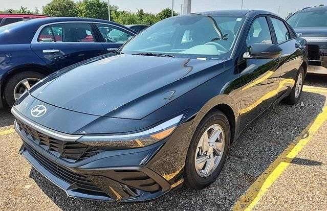 2024 Hyundai Elantra SE — Sedan — 5,832 mi — Plano, TX