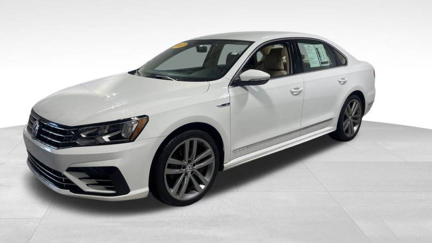 2017 Volkswagen Passat R-Line — Sedan — 52,244 mi — Beachwood, OH