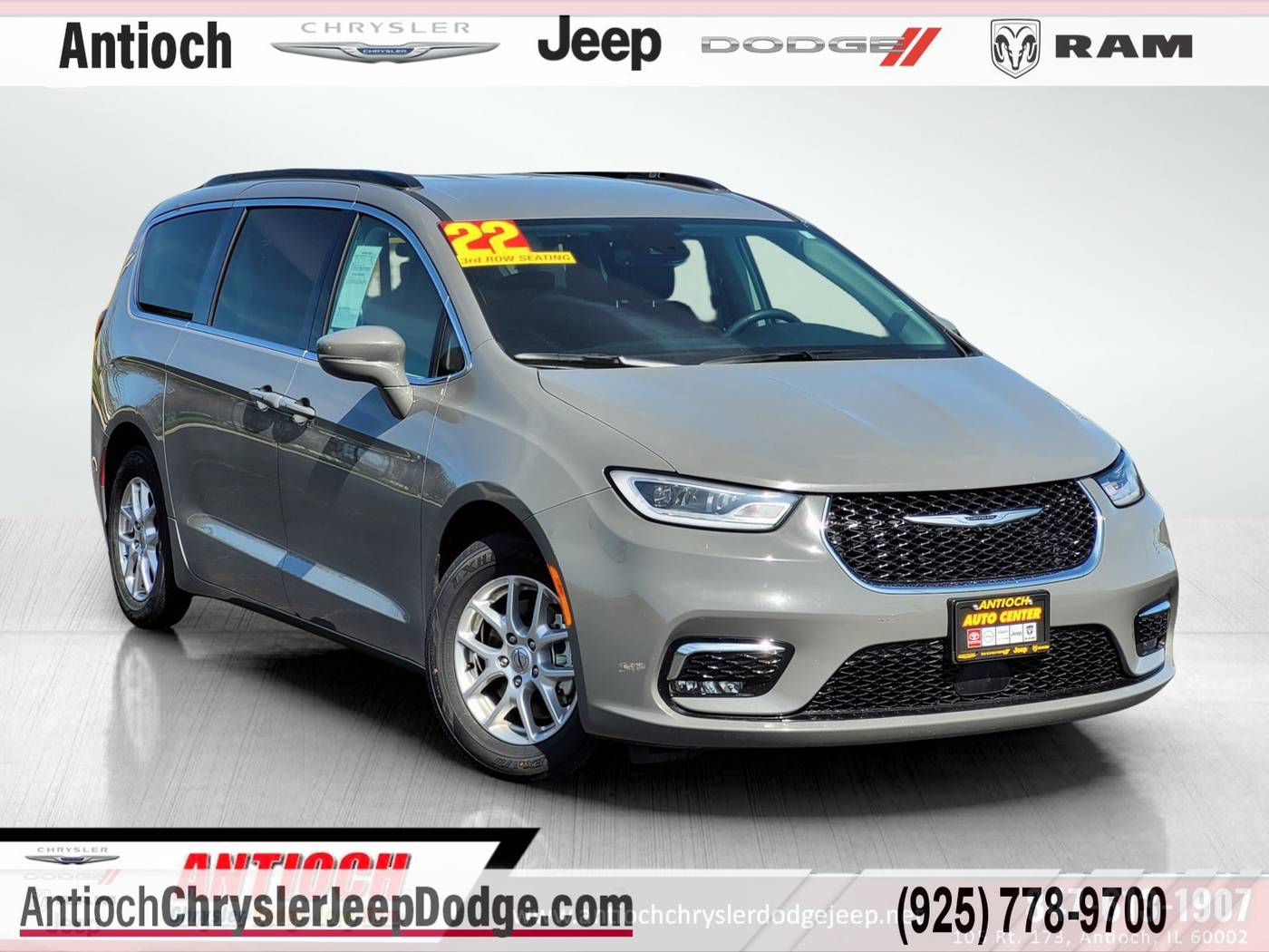 2022 Chrysler Pacifica Touring L — Minivan — 71,789 mi — Antioch, CA