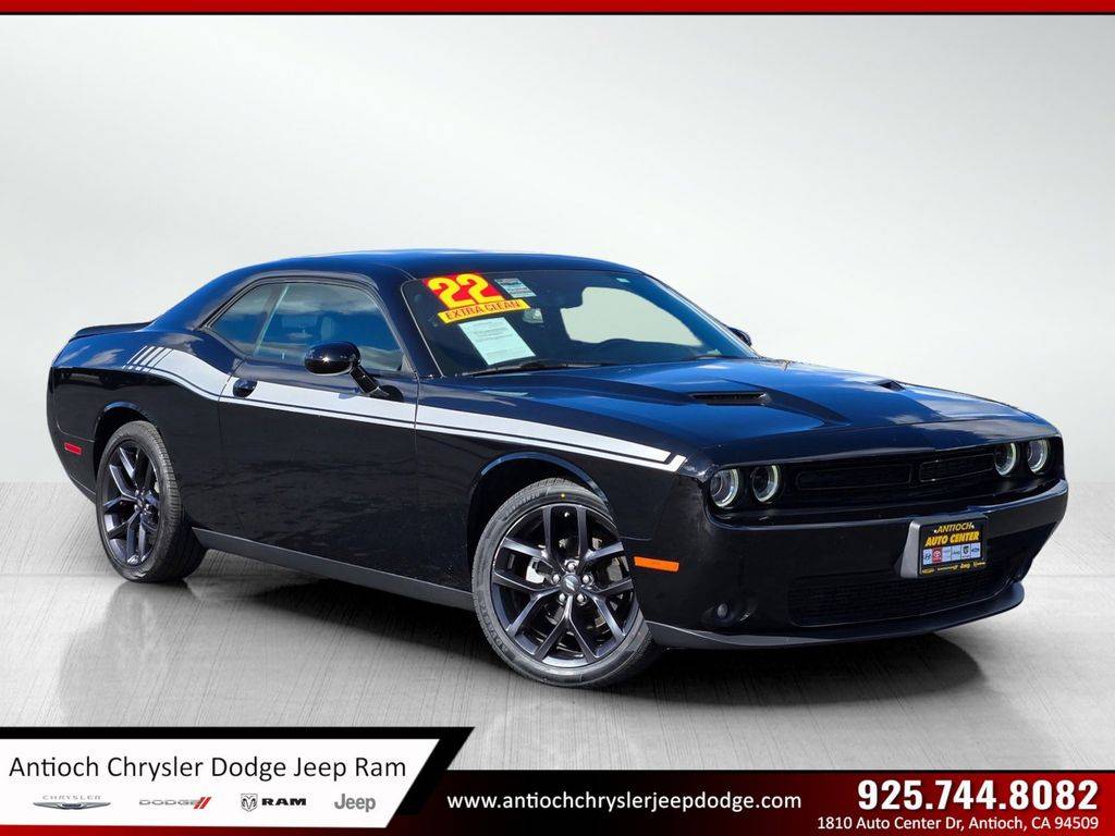 2022 Dodge Challenger SXT