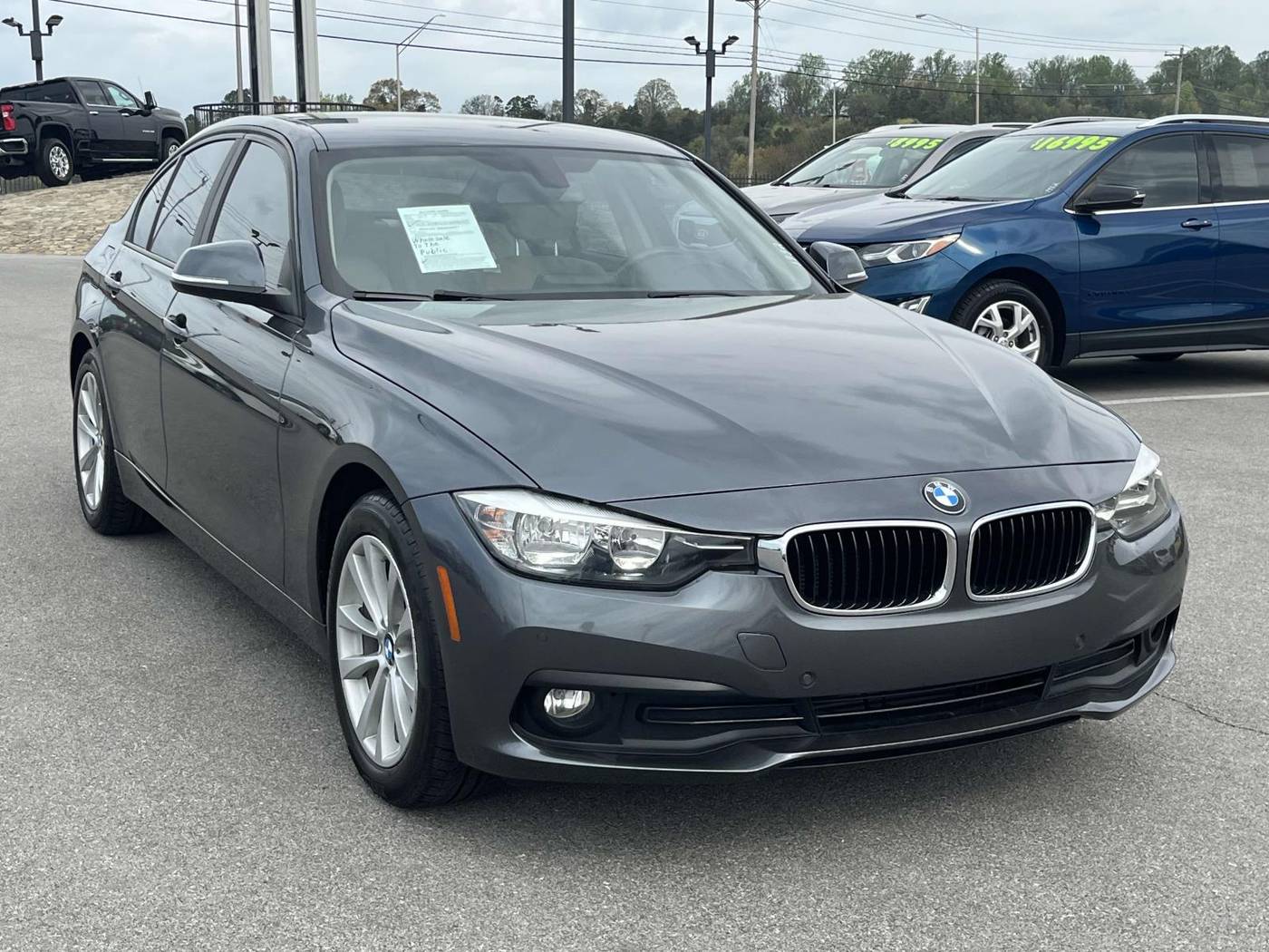 2017 BMW 3 Series 320i — Sedan — 32,936 mi — Alcoa, TN