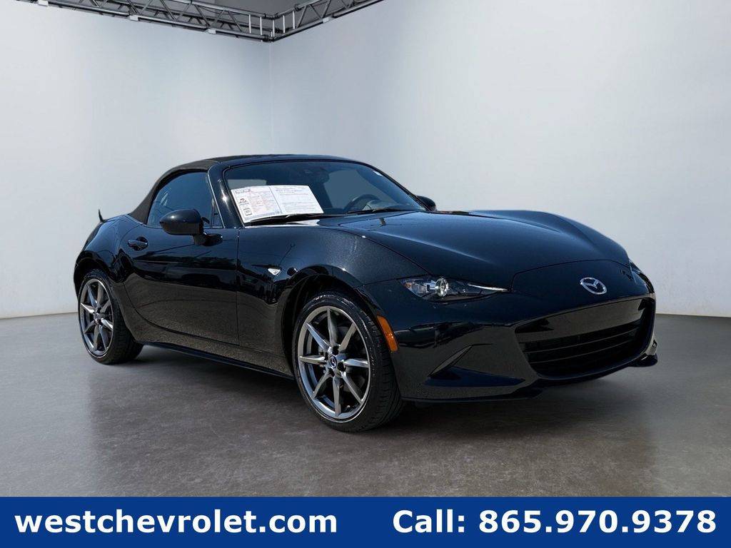 2022 Mazda MX-5 Miata Grand Touring