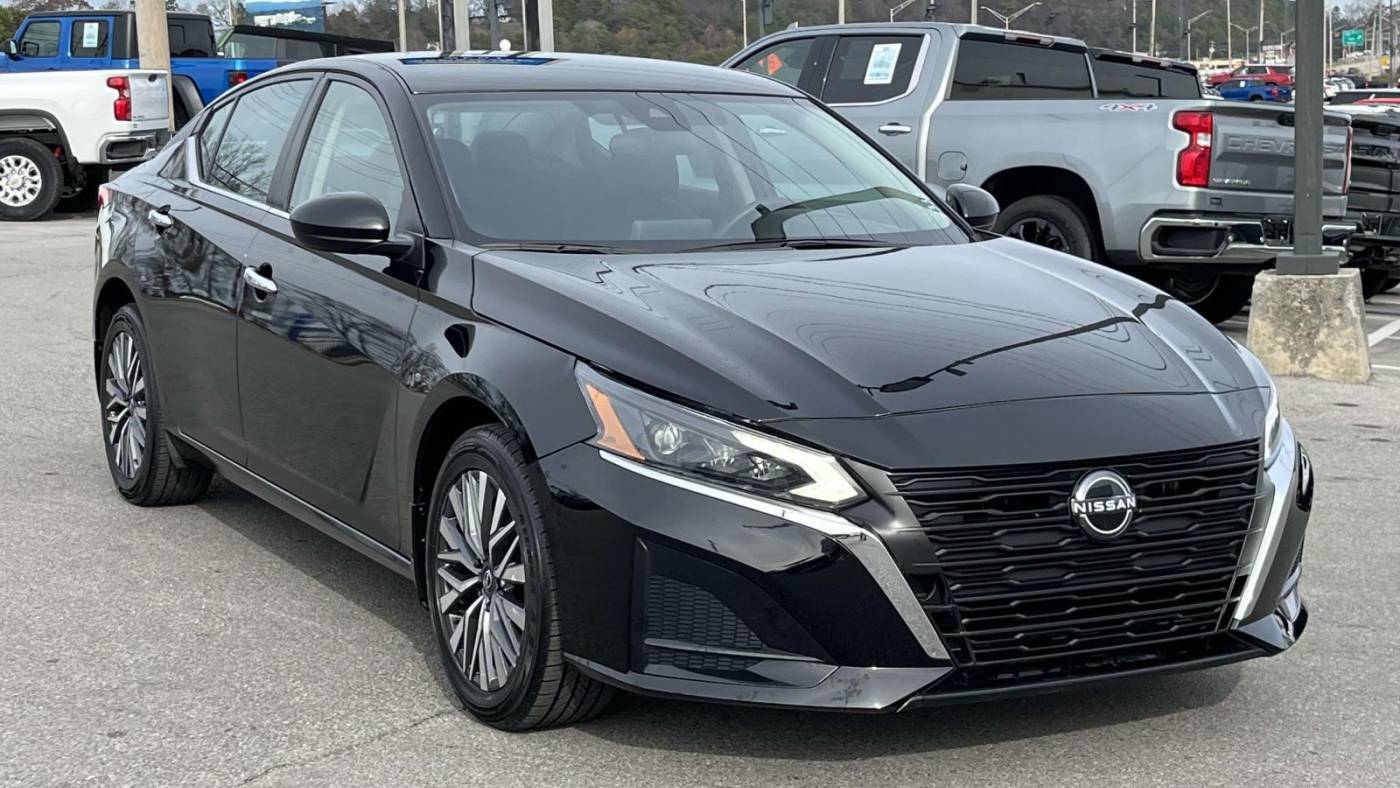 2023 Nissan Altima SV — Sedan — 32,365 mi — Alcoa, TN