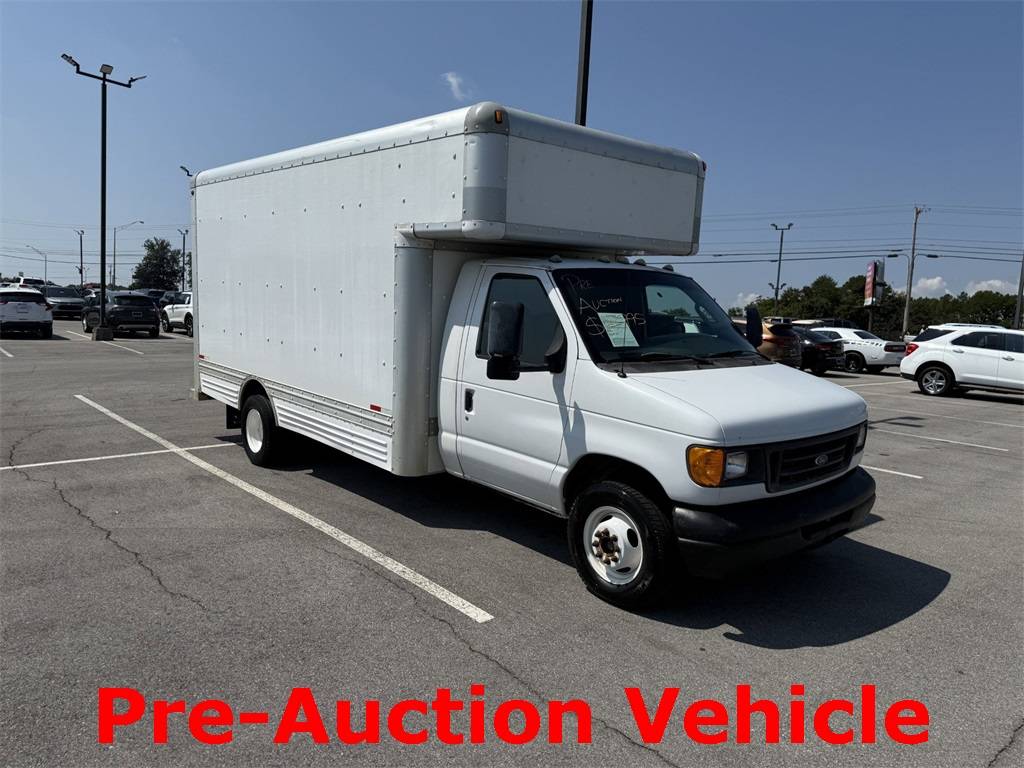 2007 Ford Econoline Commercial Cutaway E-450 — Chassis Cab Truck — 160,640 mi — Alcoa, TN