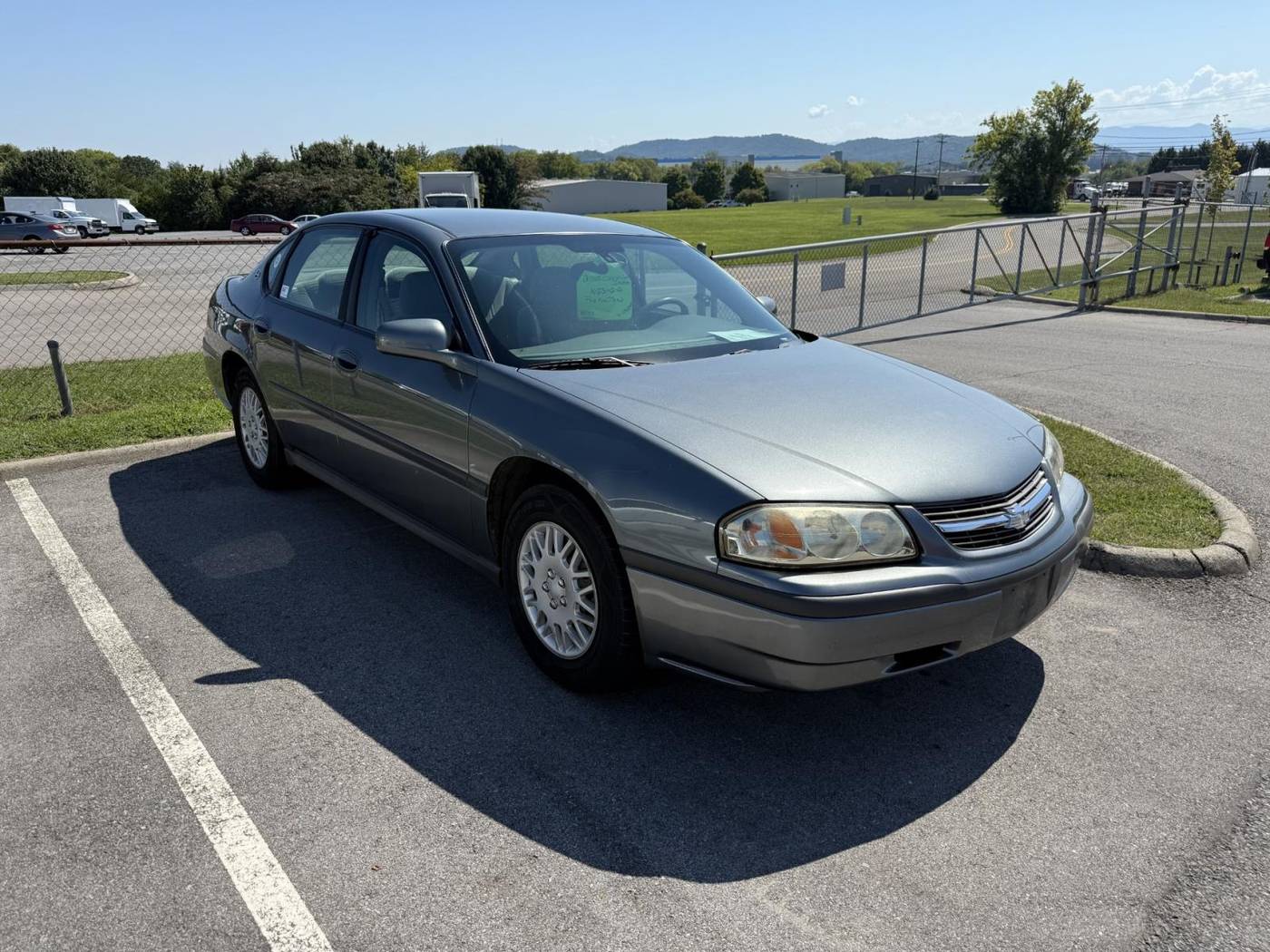 2005 Chevrolet Impala Base — Sedan — 211,143 mi — Alcoa, TN