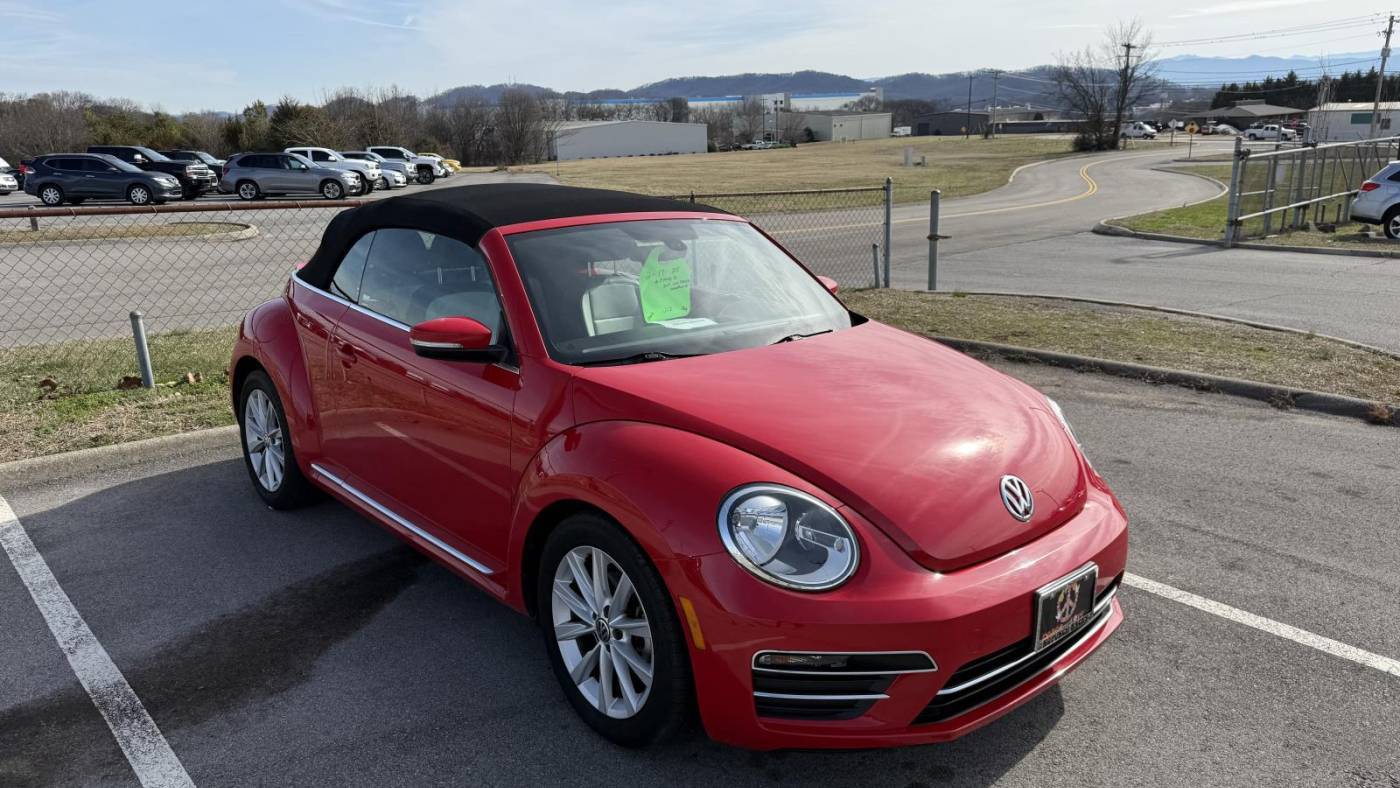 2017 Volkswagen Beetle 1.8T S — Convertible — 56,281 mi — Alcoa, TN