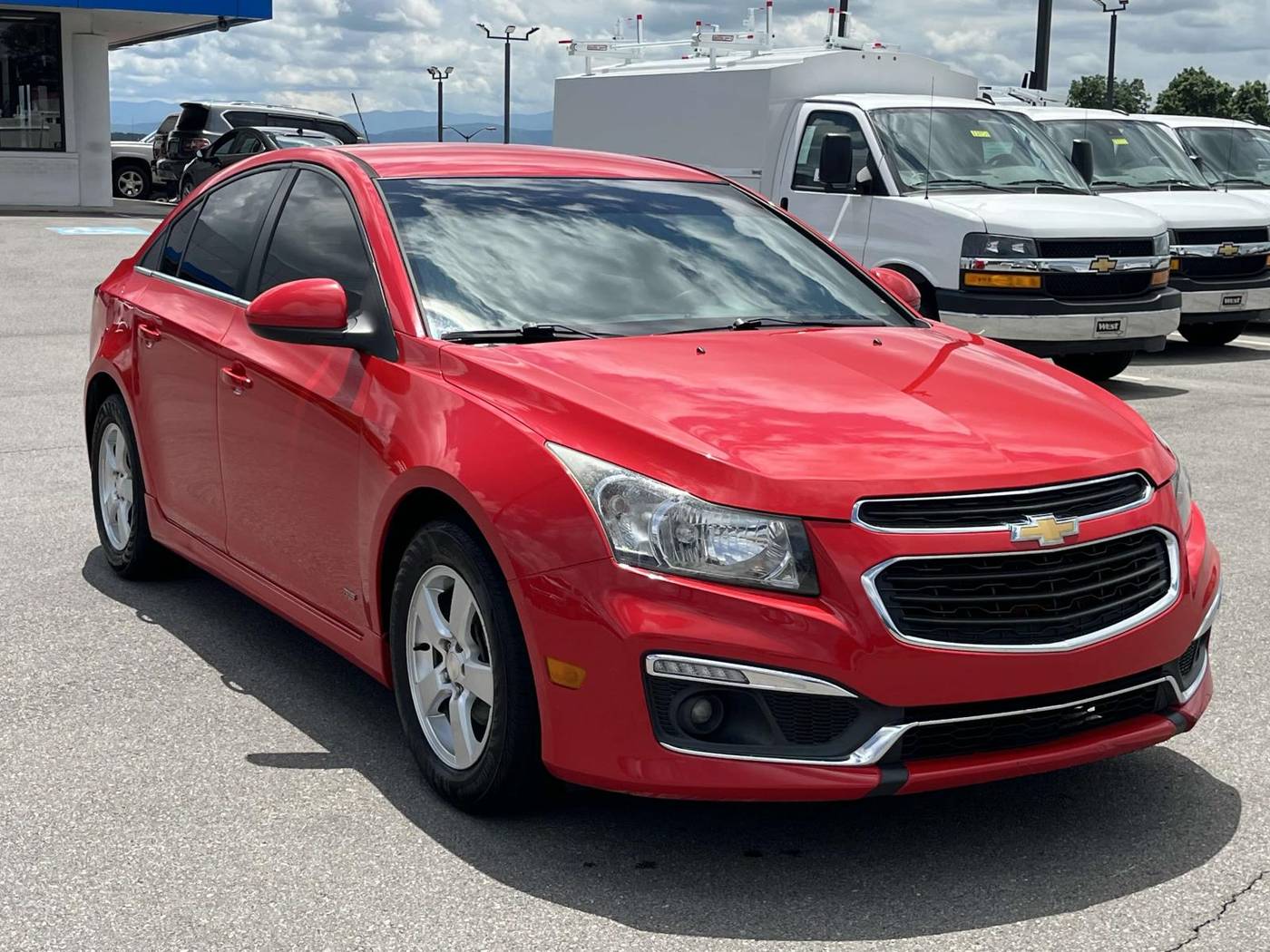2015 Chevrolet Cruze 1LT — Sedan — 185,786 mi — Alcoa, TN