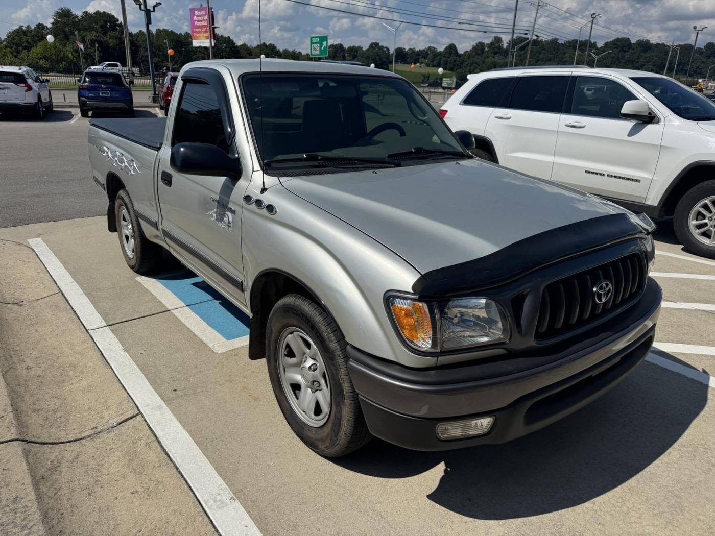 2004 Toyota Tacoma Base — Pickup Truck — 58,439 mi — Alcoa, TN