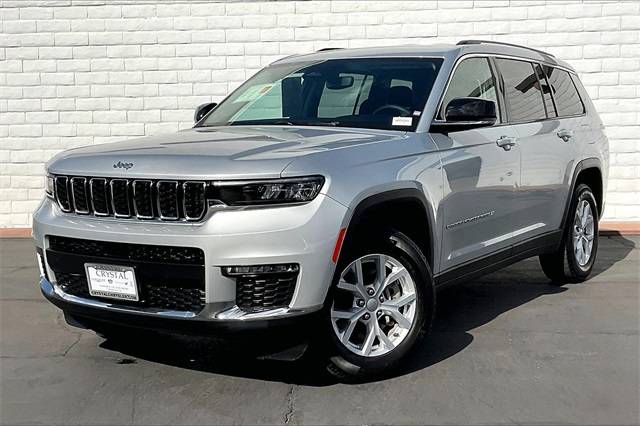 2023 Jeep Grand Cherokee Limited — SUV — 32,840 mi — Cathedral City, CA
