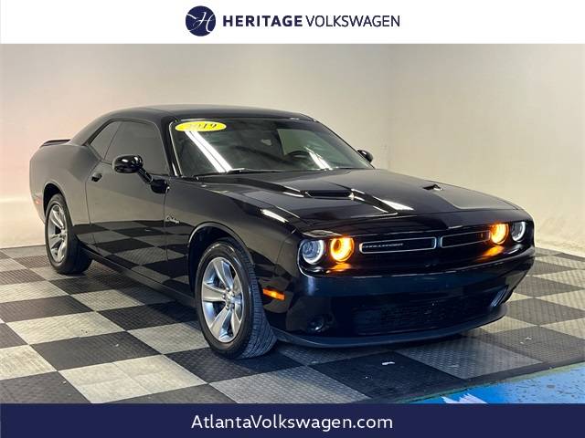 2019 Dodge Challenger SXT — Coupe — 61,216 mi — Union City, GA