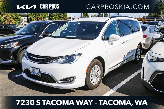 2017 Chrysler Pacifica Touring L — Minivan — 57,982 mi — Tacoma, WA