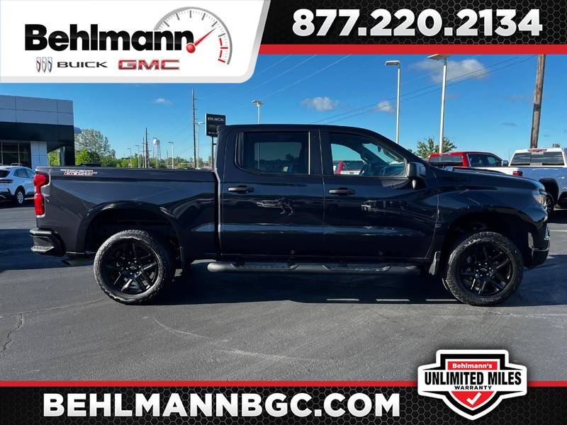 2024 Chevrolet Silverado 1500 Custom Trail Boss — Pickup Truck — 23,086 mi — Troy, MO