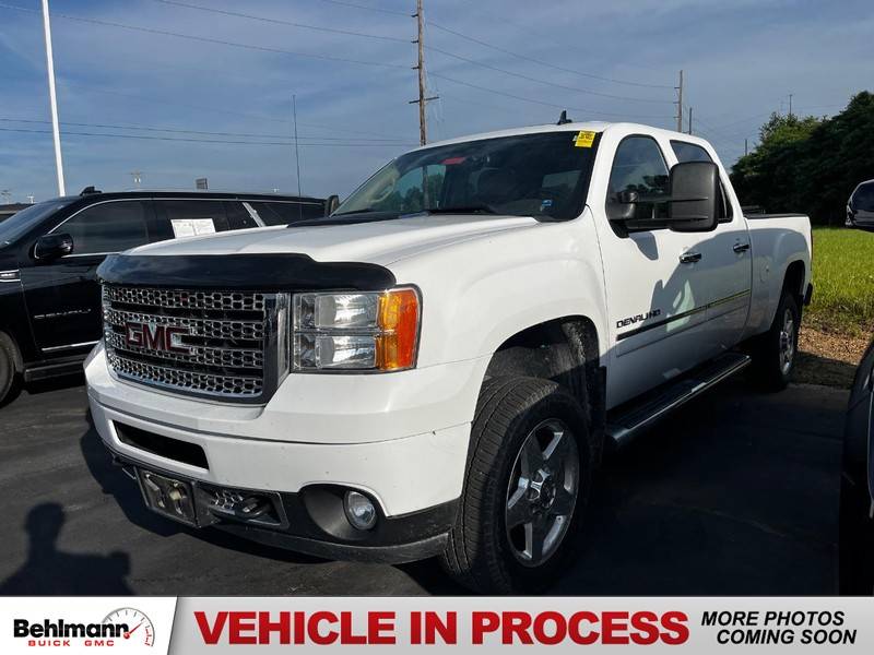 2013 GMC Sierra 2500HD Denali — Pickup Truck — 87,731 mi — Troy, MO