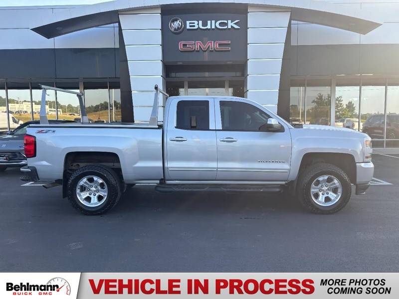 2017 Chevrolet Silverado 1500 LT — Pickup Truck — 124,998 mi — Troy, MO