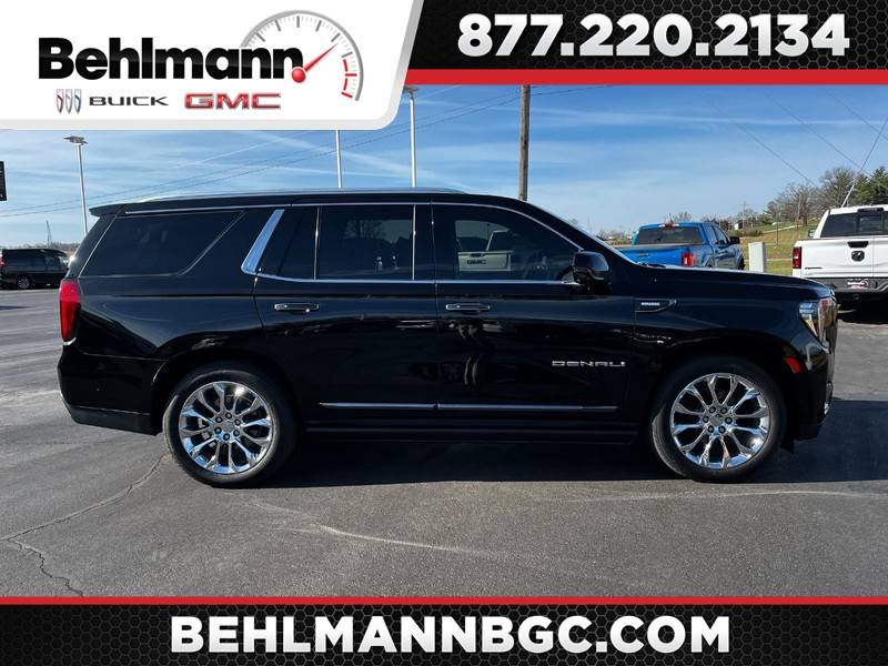 2023 GMC Yukon Denali Ultimate — SUV — 30,622 mi — Troy, MO