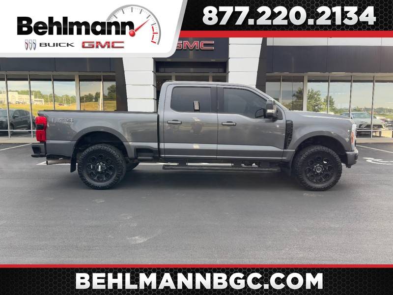 2023 Ford Super Duty F-250 LARIAT — Pickup Truck — 97,651 mi — Troy, MO