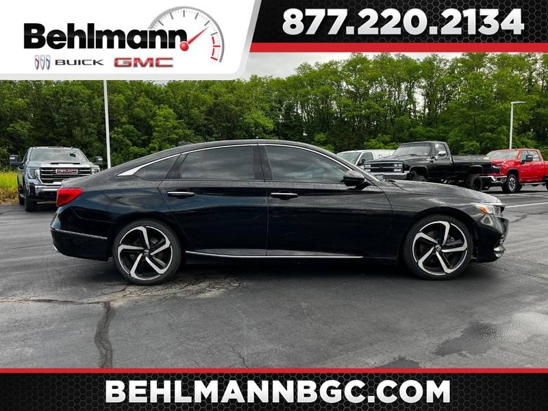2018 Honda Accord Touring — Sedan — 85,601 mi — Troy, MO