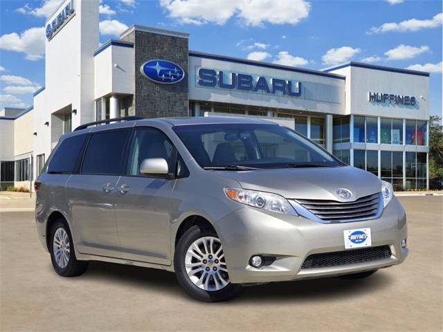 2017 Toyota Sienna XLE — Minivan — 109,473 mi — Corinth, TX
