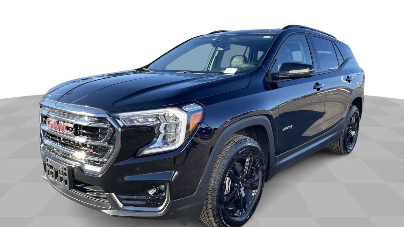 2024 GMC Terrain AT4 — SUV — 25,275 mi — Milwaukee, WI