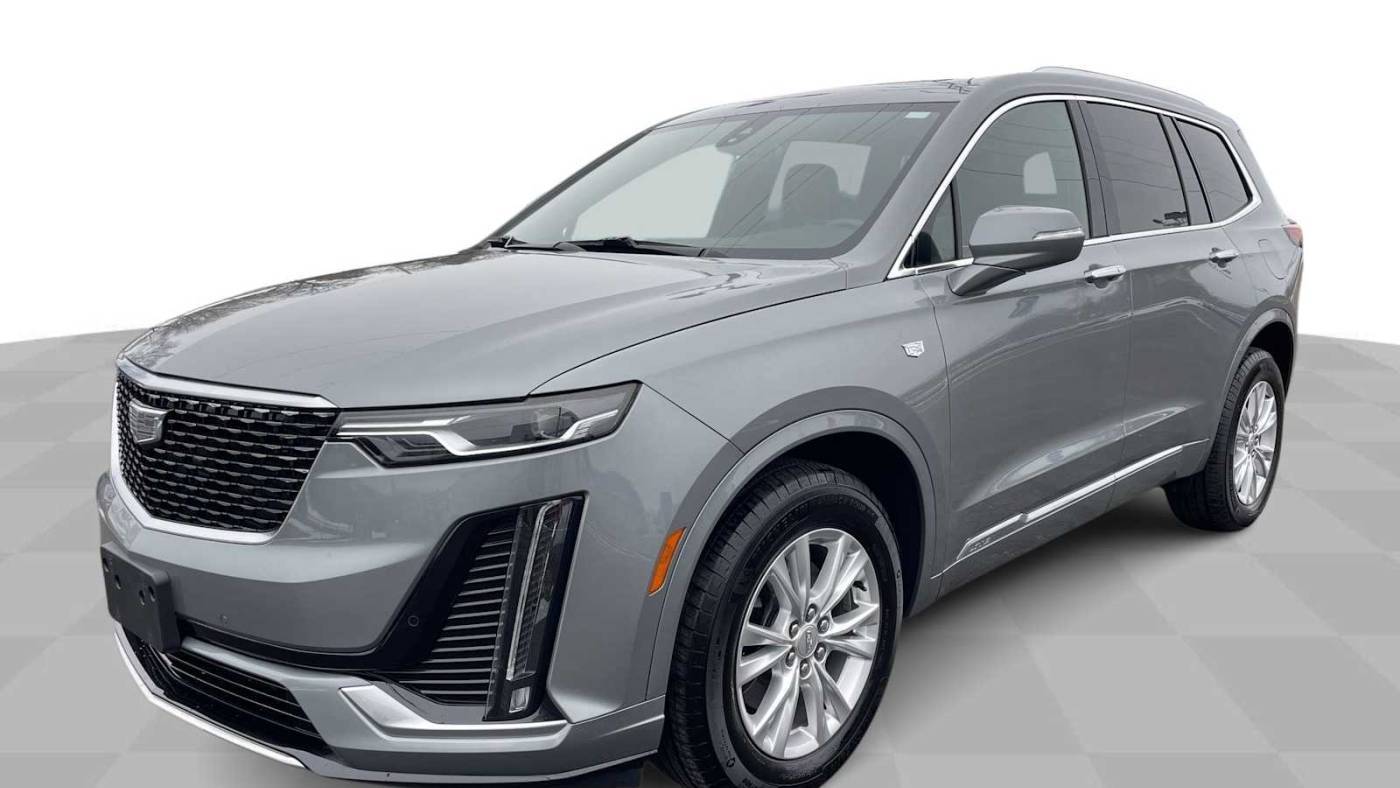 2023 Cadillac XT6 Luxury — SUV — 17,315 mi — Milwaukee, WI