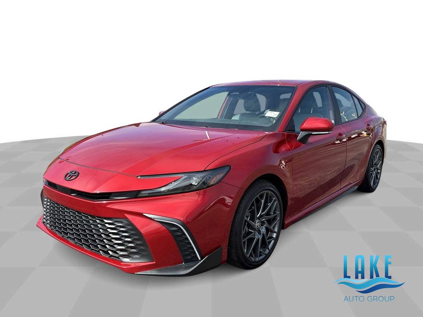 2025 Toyota Camry SE — Sedan — 15,080 mi — Milwaukee, WI