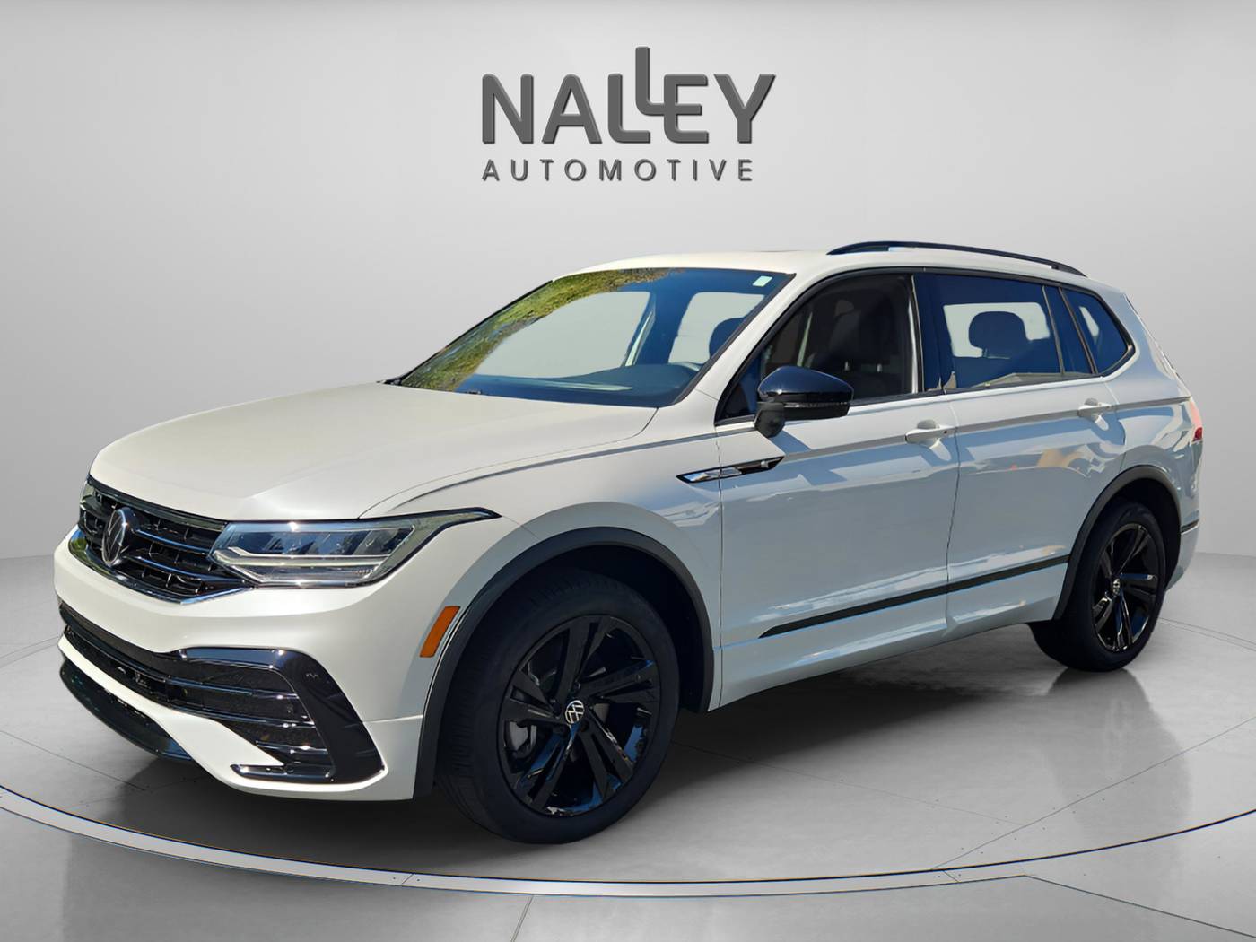 2023 Volkswagen Tiguan SE R-Line Black — SUV — 18,617 mi — Alpharetta, GA