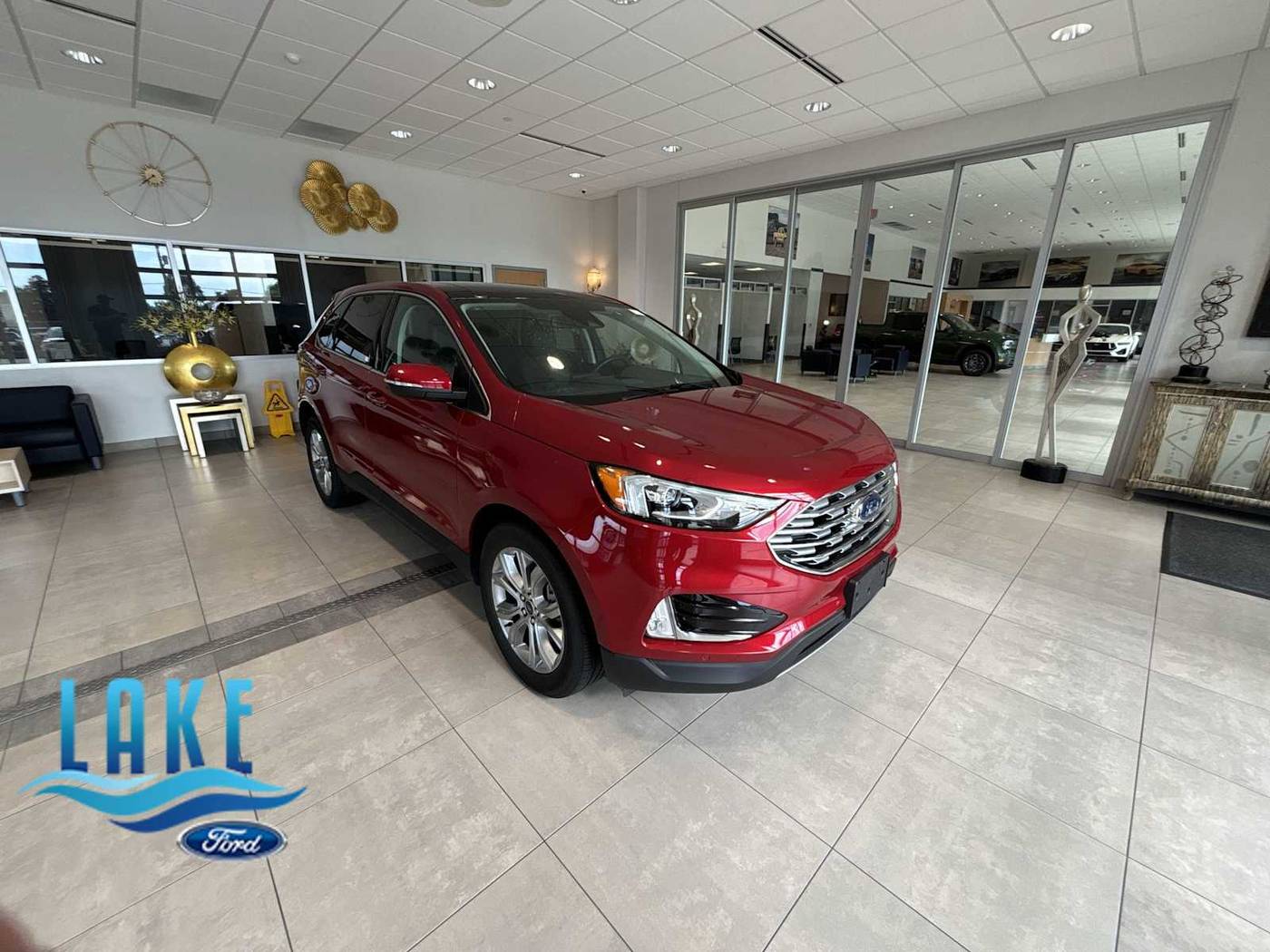 2022 Ford Edge Titanium — SUV — 28,437 mi — Milwaukee, WI