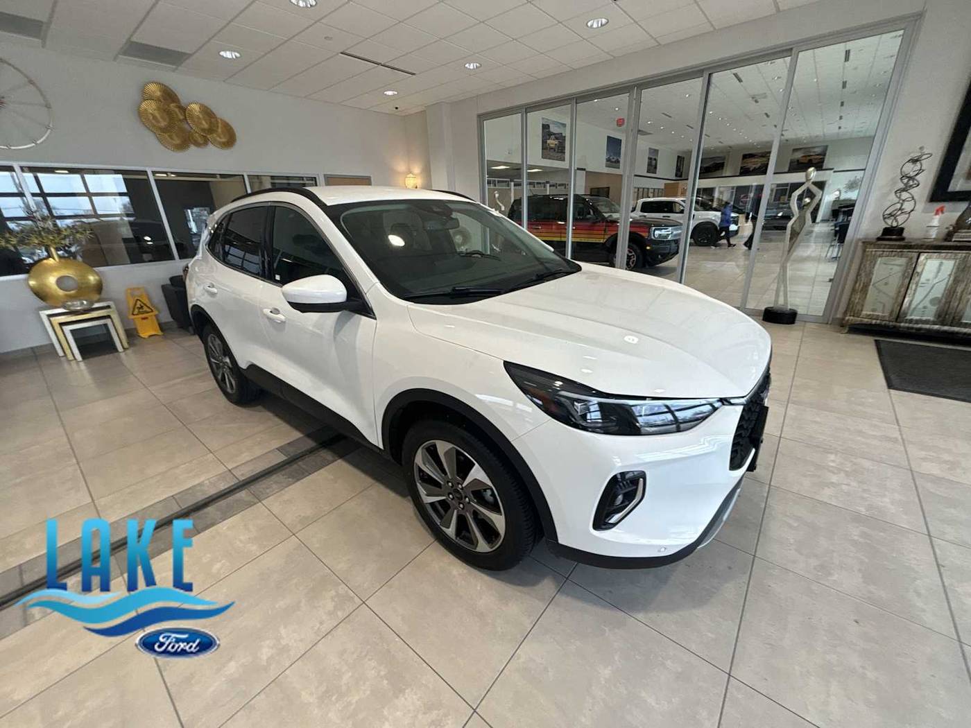 2023 Ford Escape Platinum — SUV — 42,921 mi — Milwaukee, WI