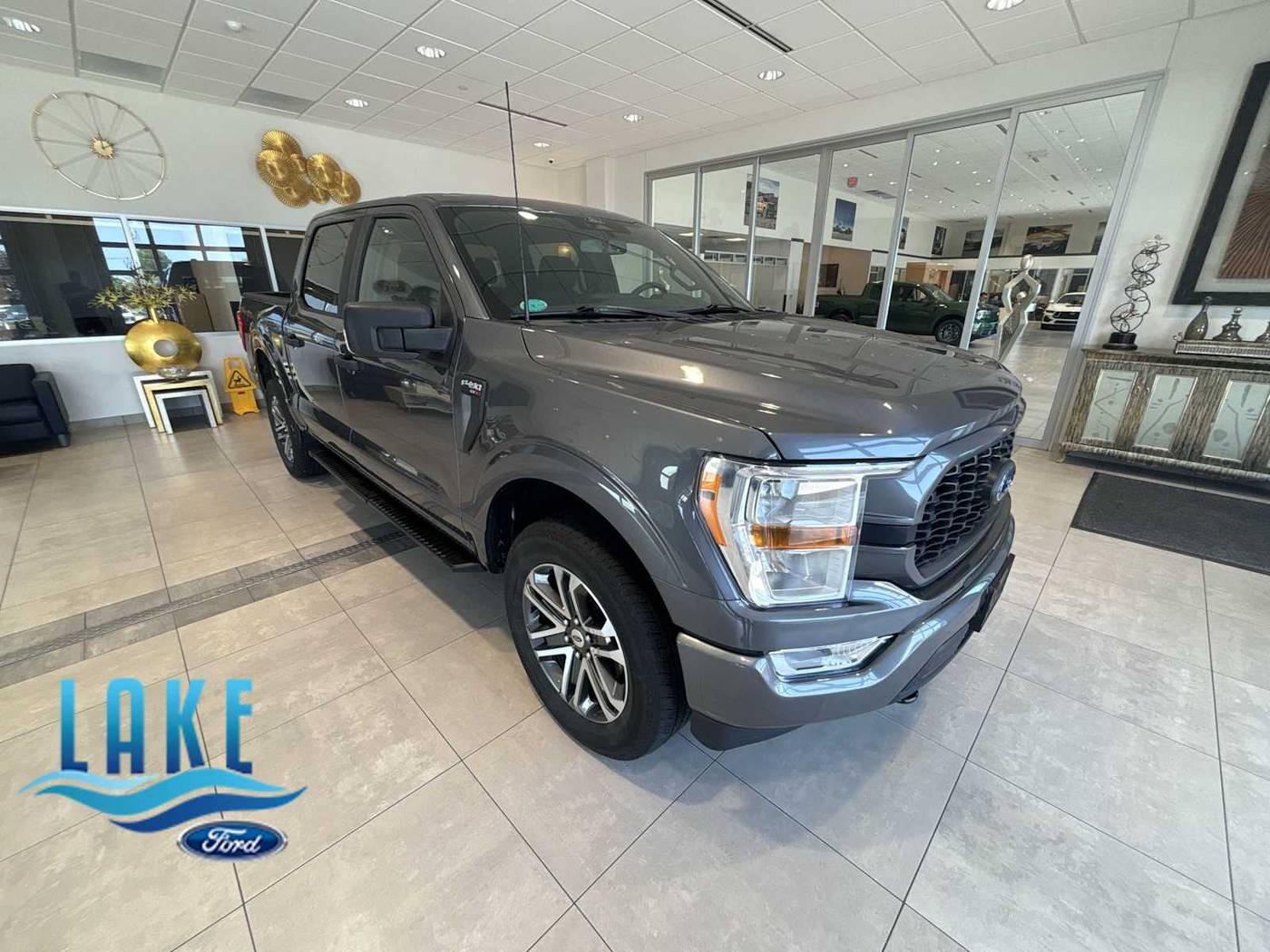 2022 Ford F-150 XL — Pickup Truck — 32,471 mi — Milwaukee, WI