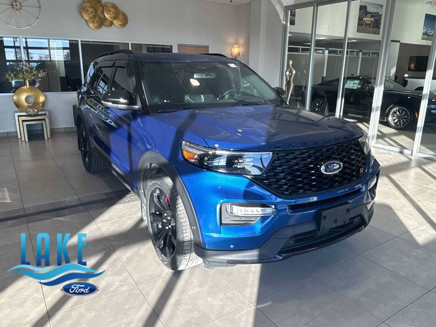 2022 Ford Explorer ST — SUV — 35,683 mi — Milwaukee, WI