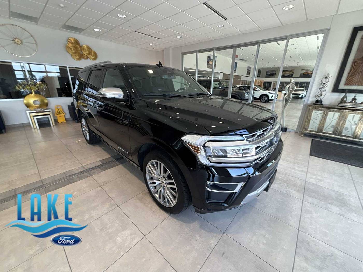 2022 Ford Expedition Platinum — SUV — 24,672 mi — Milwaukee, WI