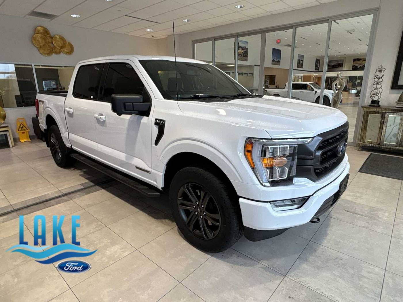 2021 Ford F-150 XLT — Pickup Truck — 45,402 mi — Milwaukee, WI