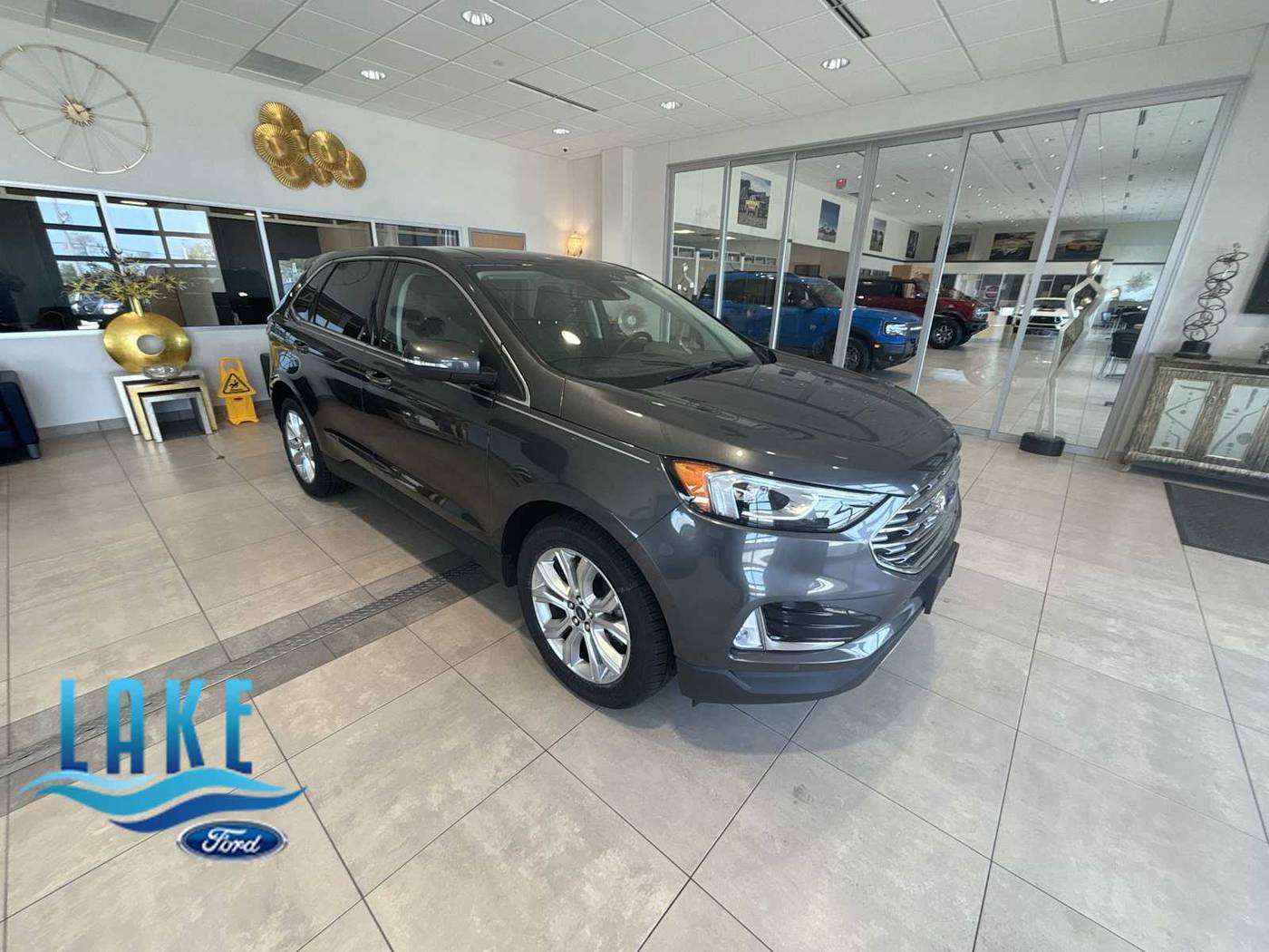 2020 Ford Edge Titanium — SUV — 34,784 mi — Milwaukee, WI