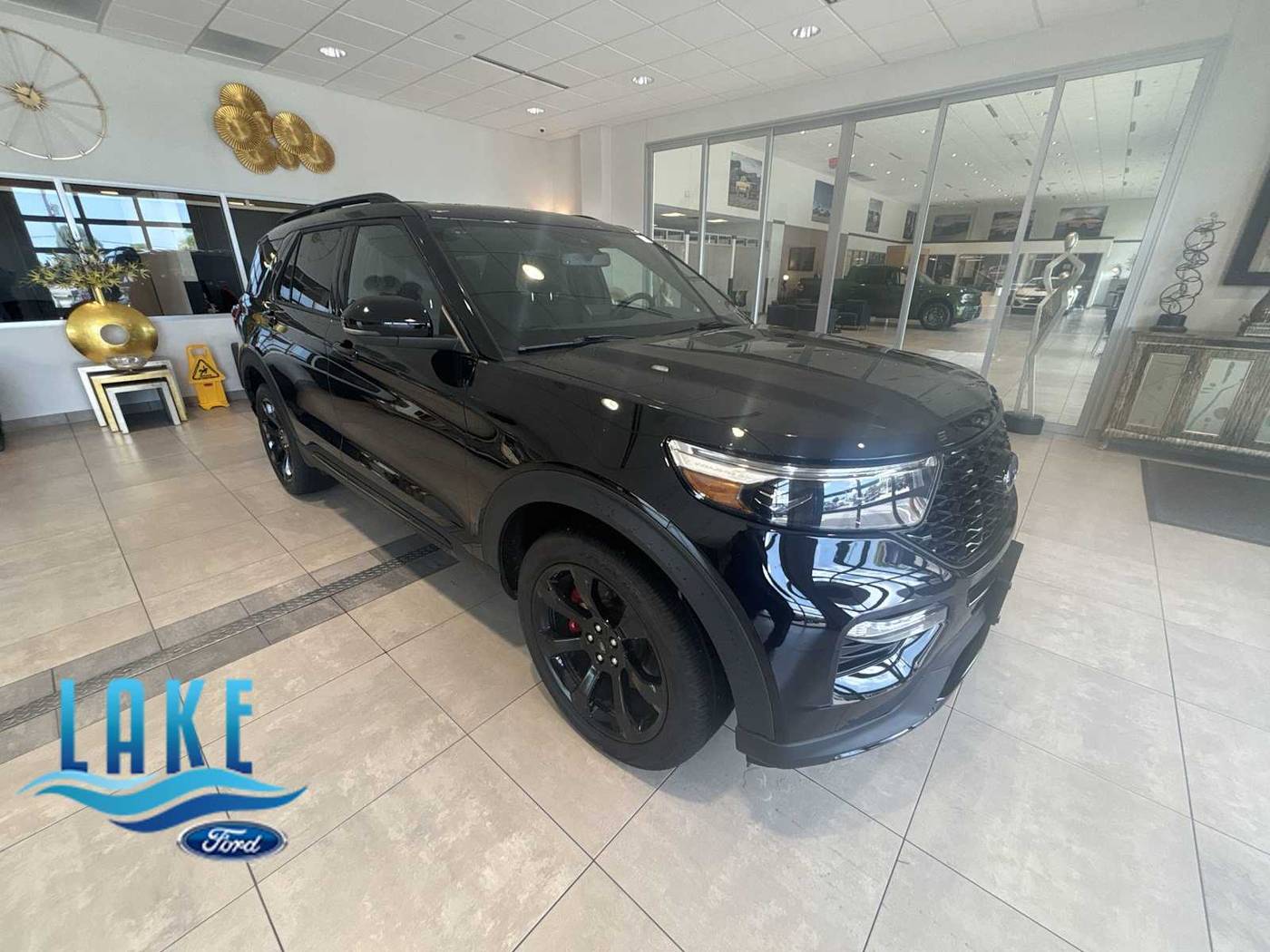 2023 Ford Explorer ST — SUV — 19,858 mi — Milwaukee, WI