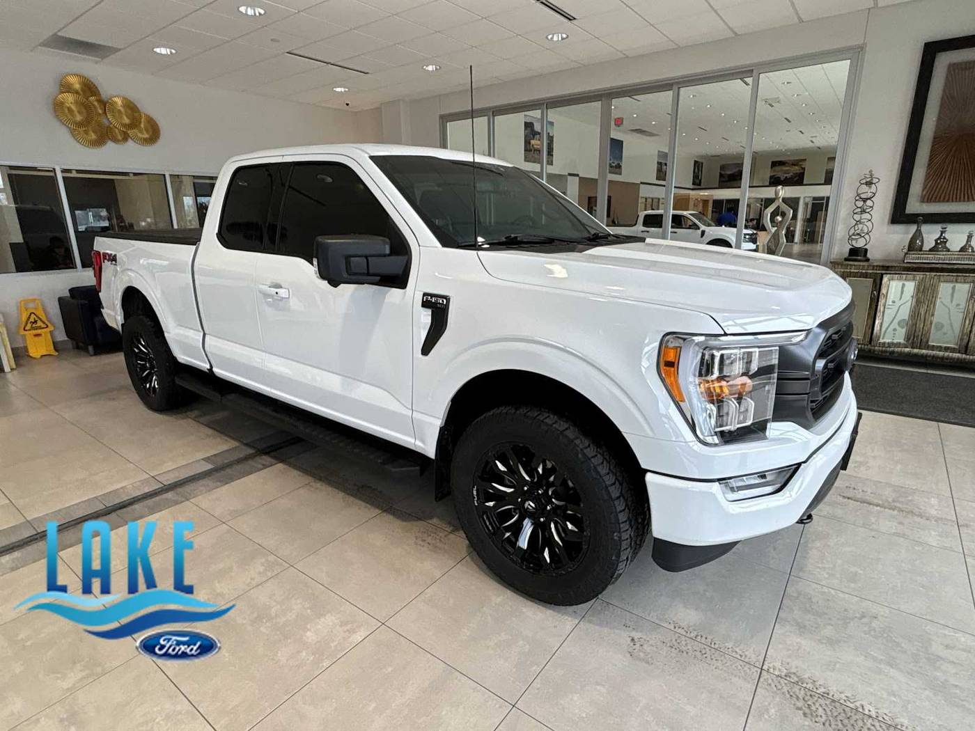 2022 Ford F-150 XLT — Pickup Truck — 41,760 mi — Milwaukee, WI
