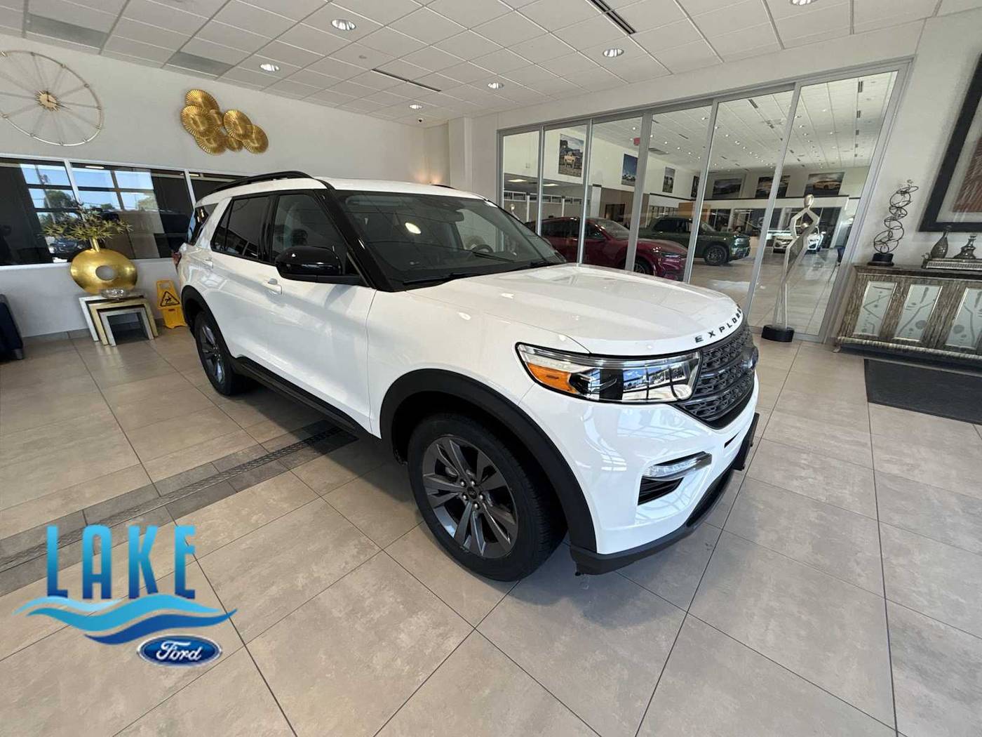 2022 Ford Explorer XLT — SUV — 30,379 mi — Milwaukee, WI