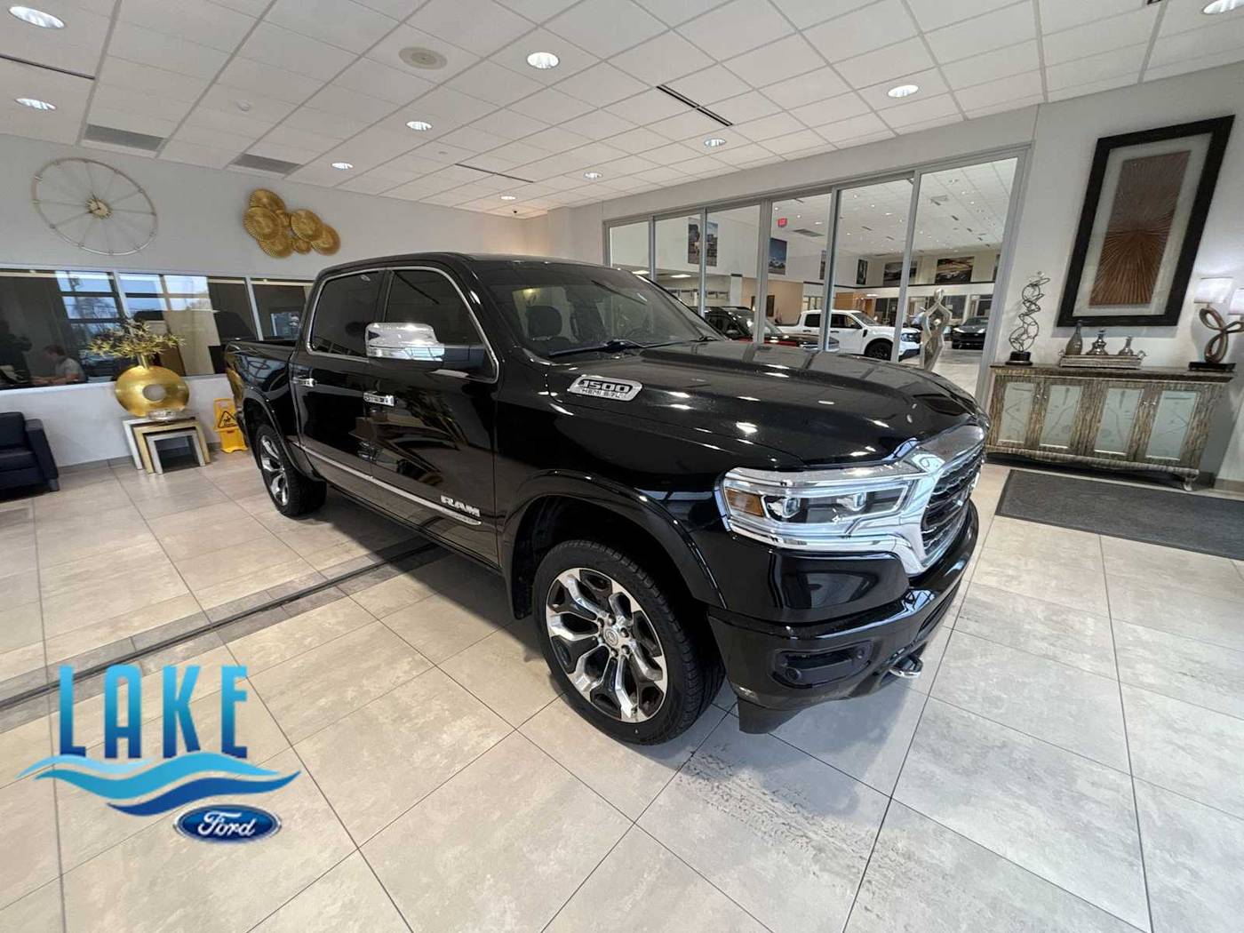 2022 Ram 1500 Limited — Pickup Truck — 31,139 mi — Milwaukee, WI