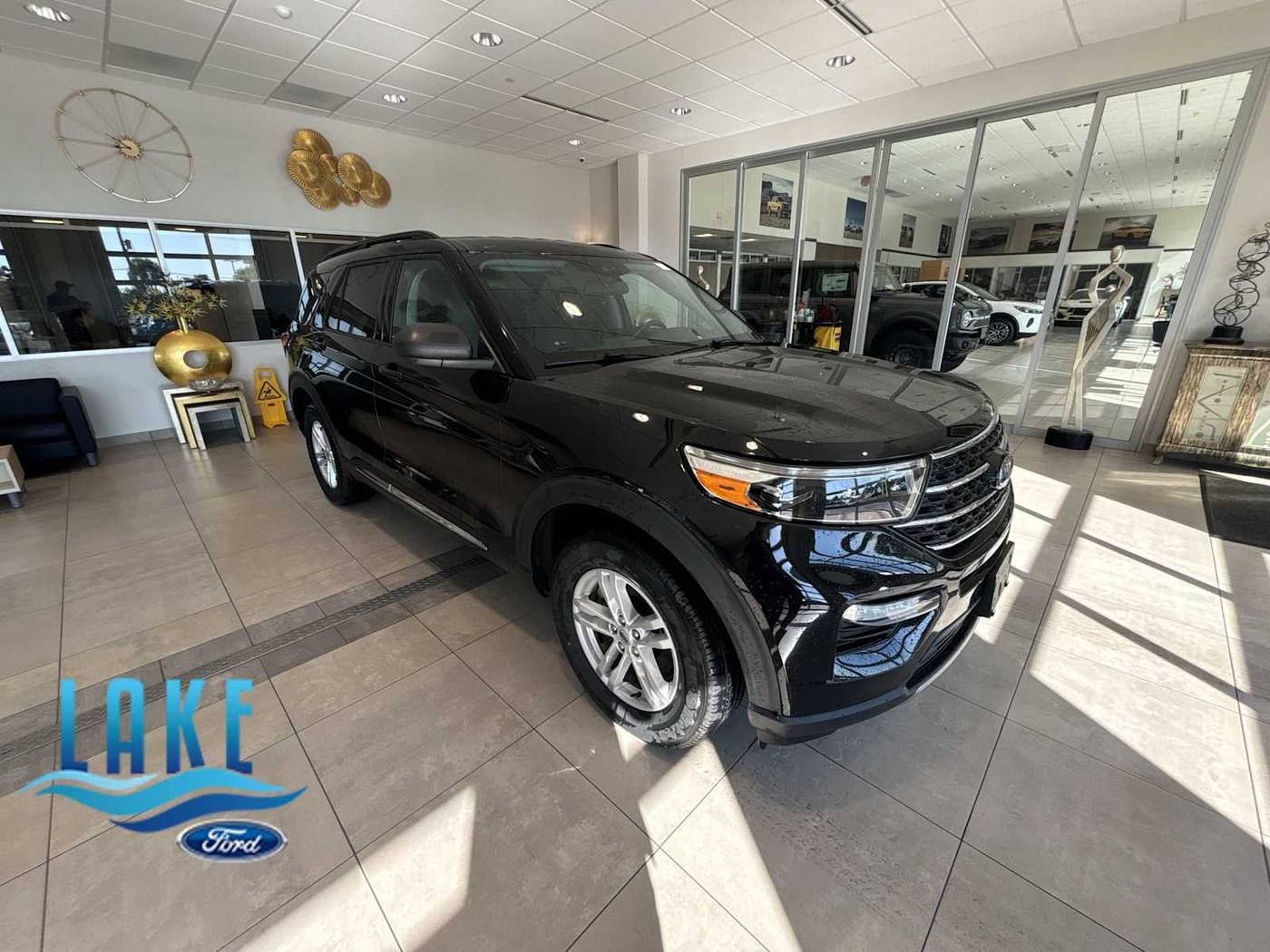 2021 Ford Explorer XLT — SUV — 61,554 mi — Milwaukee, WI