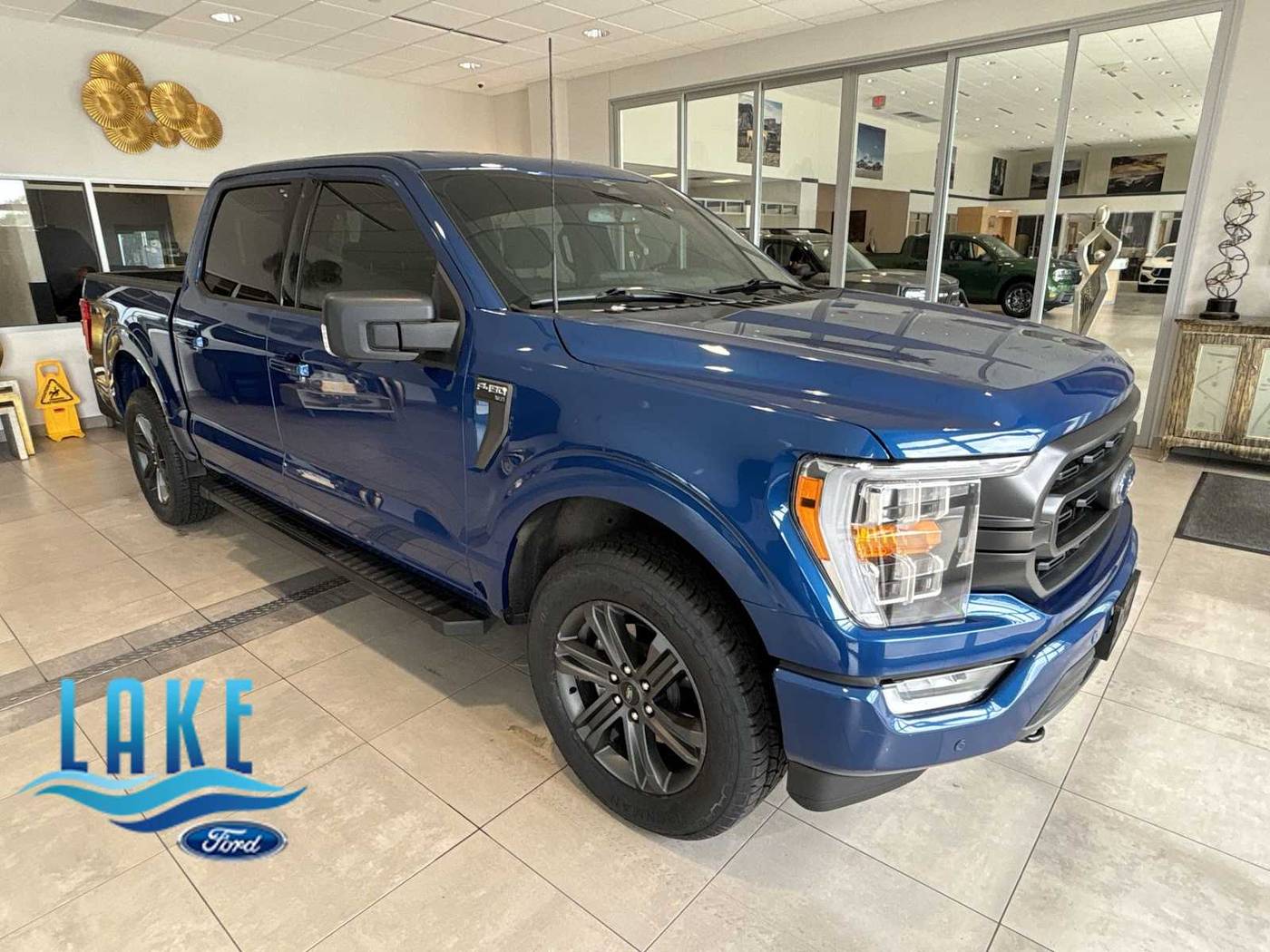 2023 Ford F-150 XLT — Pickup Truck — 31,537 mi — Milwaukee, WI