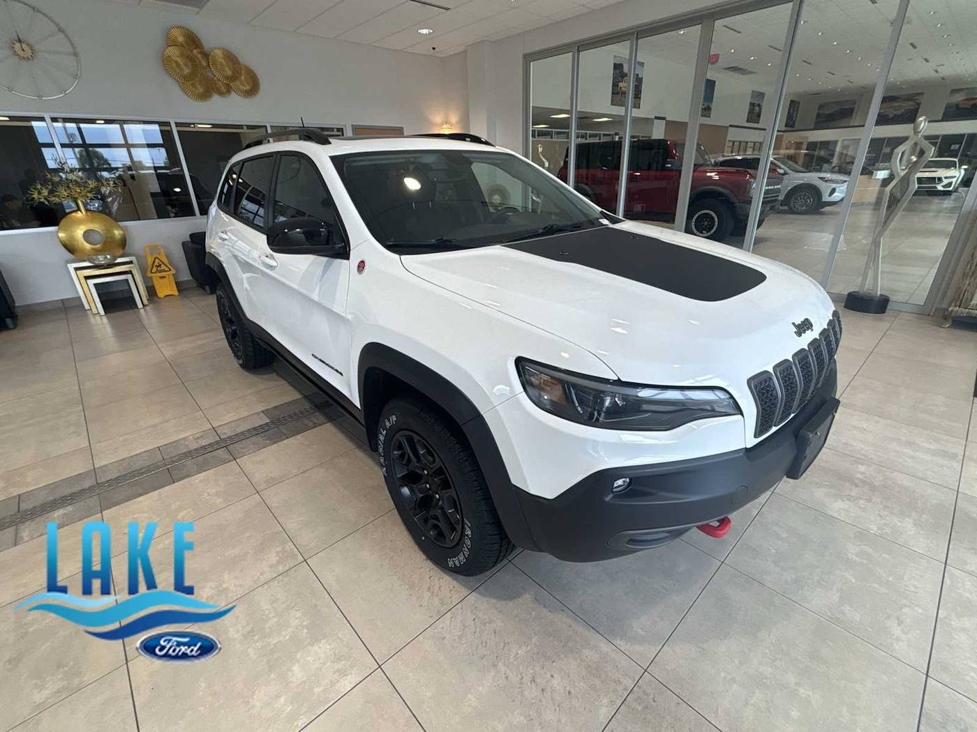 2022 Jeep Cherokee Trailhawk — SUV — 34,166 mi — Milwaukee, WI