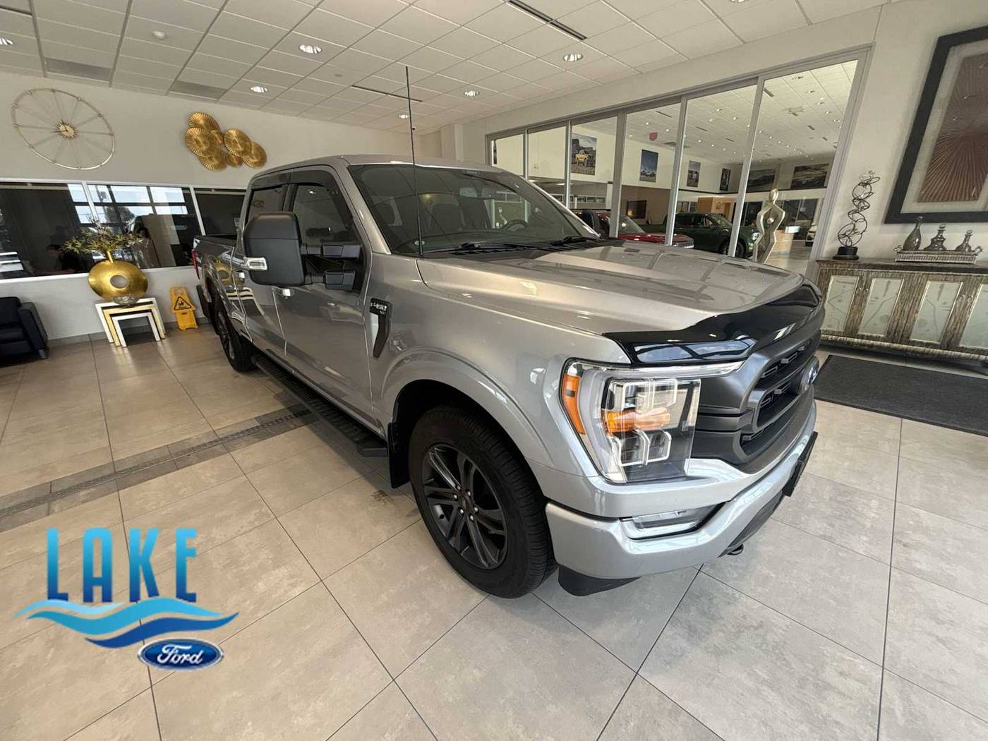 2022 Ford F-150 XLT — Pickup Truck — 45,777 mi — Milwaukee, WI