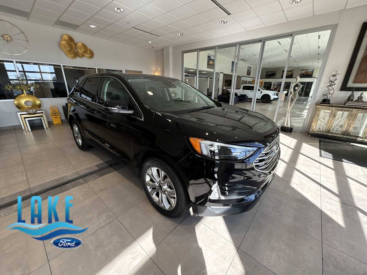2023 Ford Edge Titanium — SUV — 46,520 mi — Milwaukee, WI