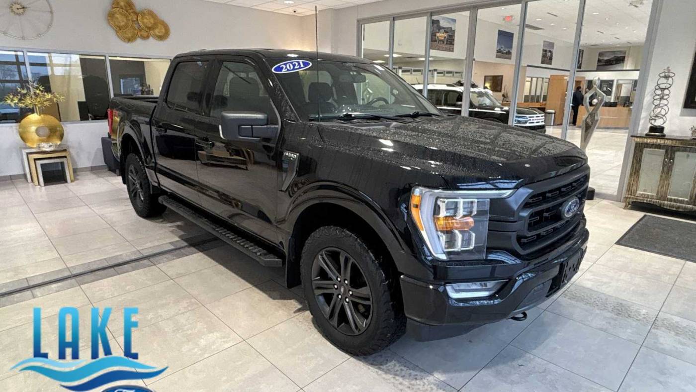 2021 Ford F-150 XLT — Pickup Truck — 53,132 mi — Milwaukee, WI