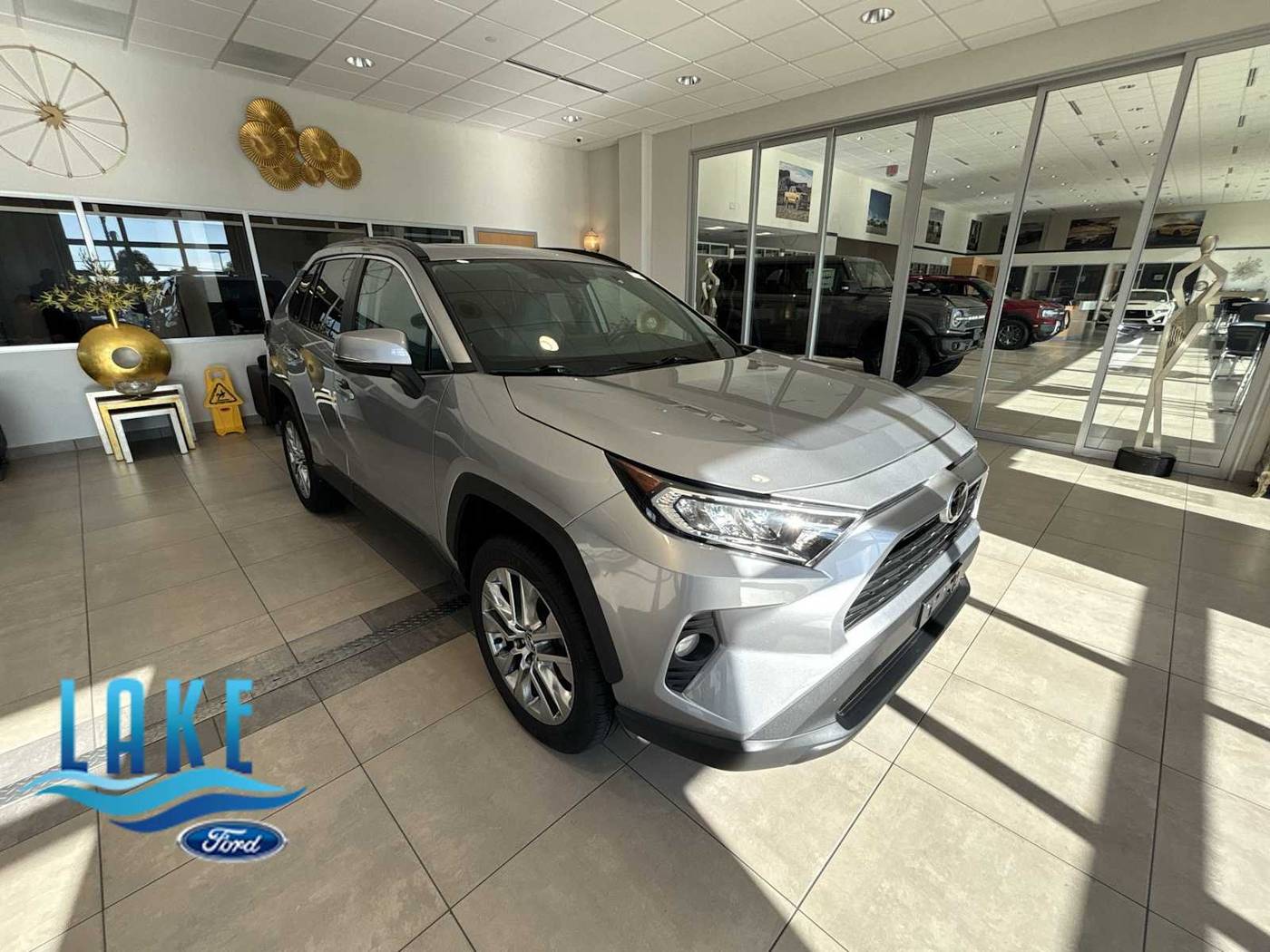 2020 Toyota RAV4 XLE Premium — SUV — 58,744 mi — Milwaukee, WI