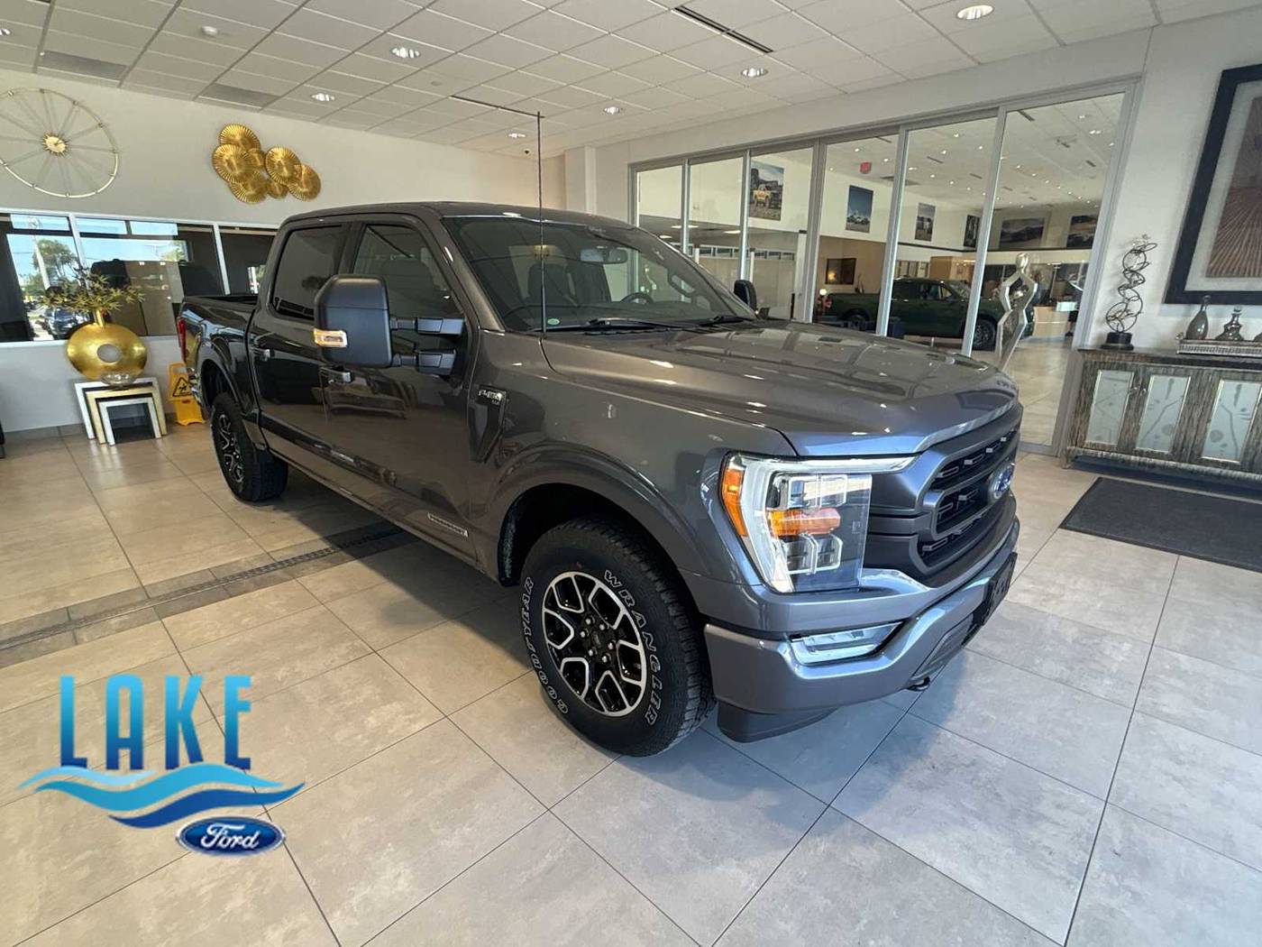 2021 Ford F-150 XLT — Pickup Truck — 44,394 mi — Milwaukee, WI